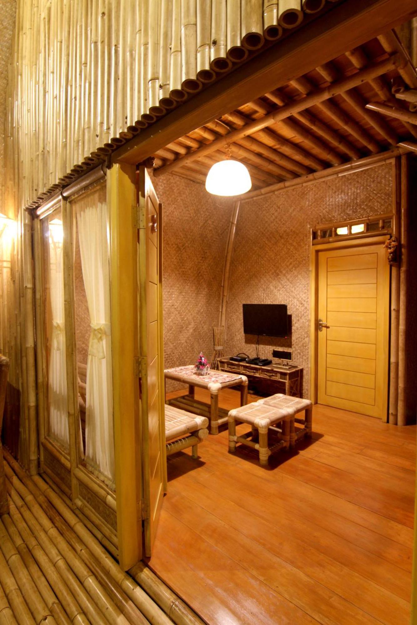Villa Chavaminerva Bambu - Lembang Cikareumbi Exterior foto